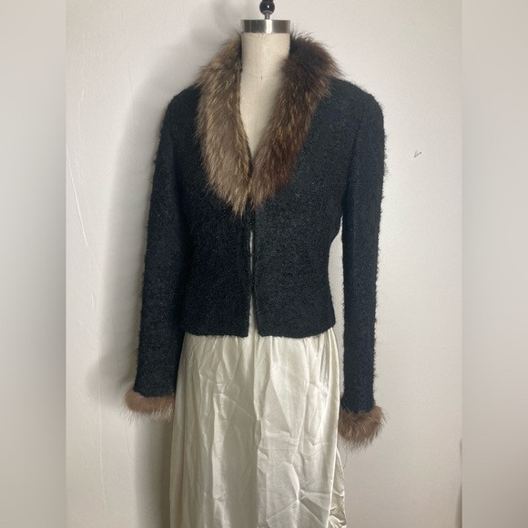 Vintage textured wool mohair blazer with raccoon fur collar and cuffs - Picture 1 of 7